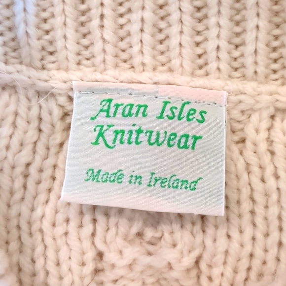 Aran Isles Irish Made Pure Wool Cabled Cowl Neck Pocket Fisherman Sweater XL - Picture 9 of 10